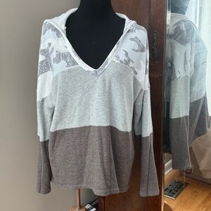 Adora Colorblock Hooded Sweater Sweatshirt